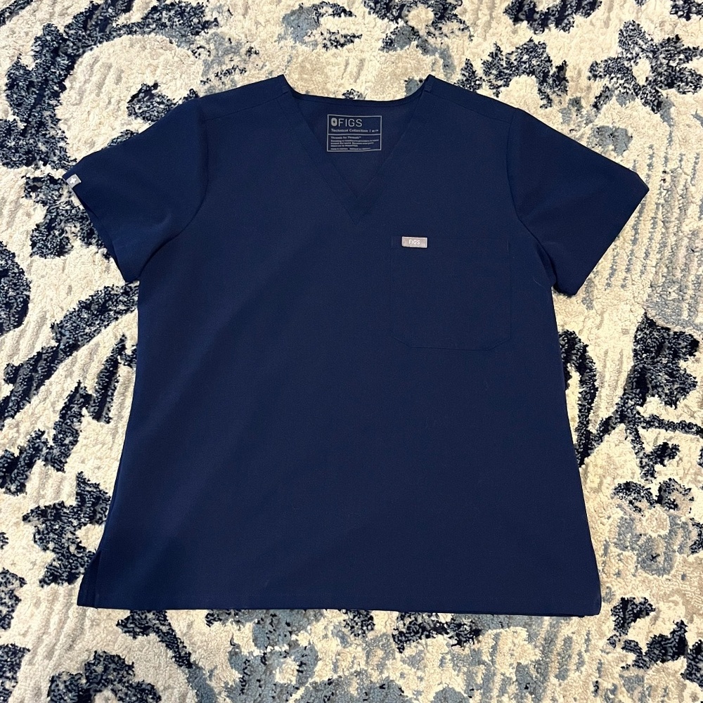 Catarina One-Pocket Scrub Top (Navy Blue)